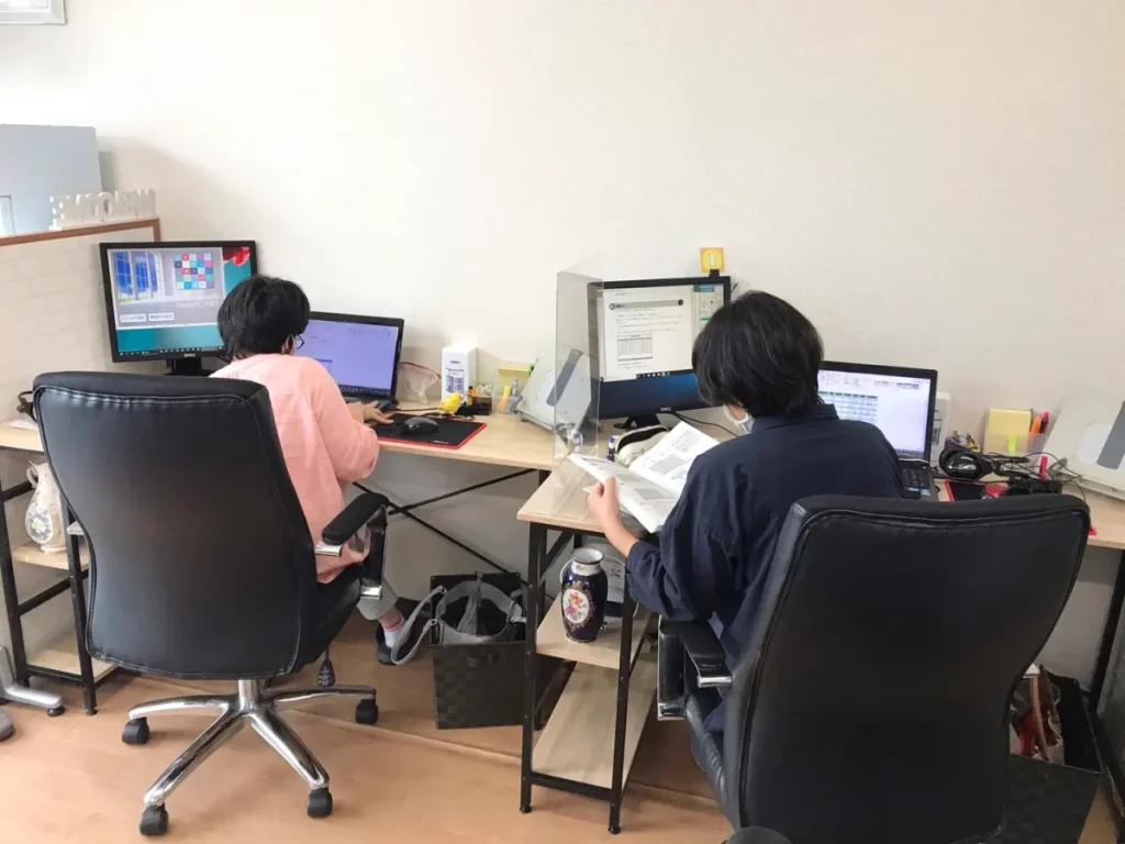 東川口パソコン教室パステルの授業の様子１